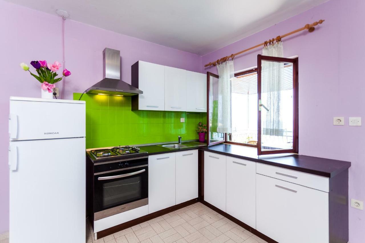 Apartments Dajna Вела-Лука Екстер'єр фото